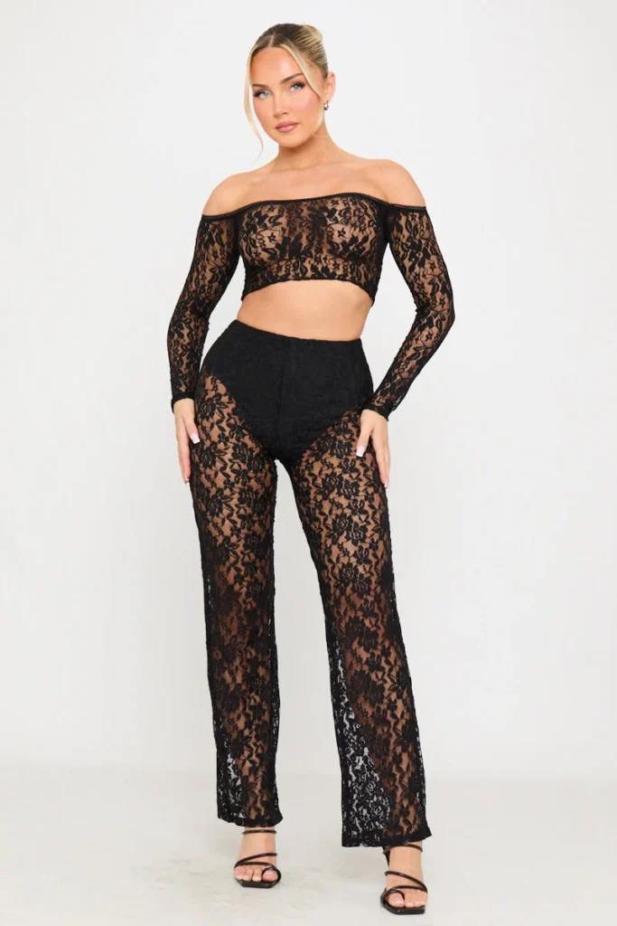 Confident baddie outfit for everyday wear